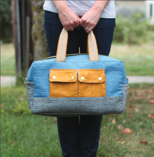 “Cargo Duffle” Free Tote Bag Pattern designed by Noodlehead from Robert Kaufman