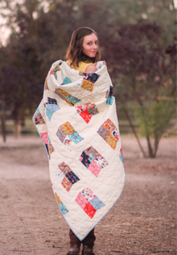 “Pointed Arrow Quilt” a Free Easy to Sew Quilt Pattern designed by Lunden Designs from Birch Organic Fabric